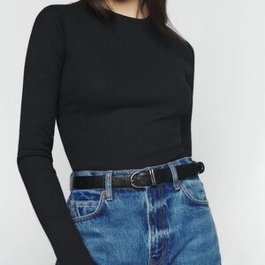 Reformation Davy Long Sleeve Crewneck Tee in great condition!